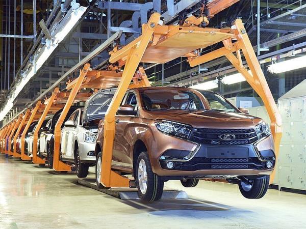 АвтоВАЗ в шестой раз за год увеличил цены